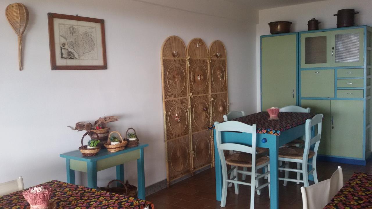 蒙蒂菲阿斯科尼 湖景丽城旅馆酒店 外观 照片